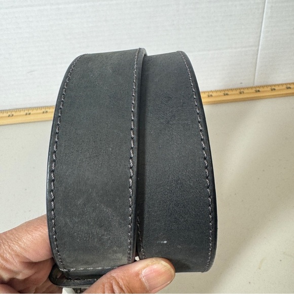 Modern Men's Rustic Genuine Black Leather Belt Size 34 - Picture 2 of 13